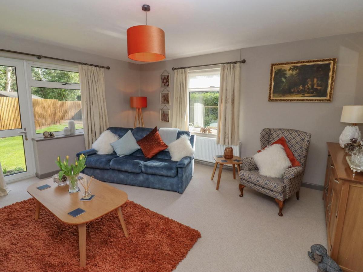 Robellen Corner Villa Banbury Luaran gambar